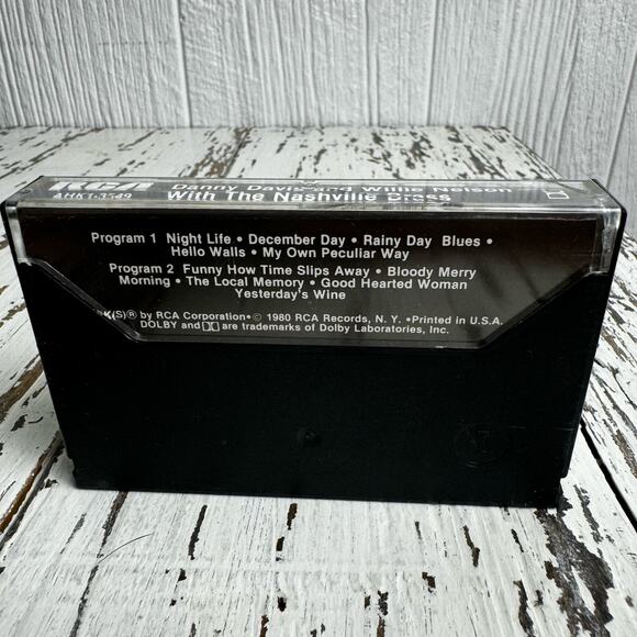 Danny Davis and Willie Nelson with The Nashville Brass 1980 RCA Cassette Tape - Picture 4 of 5